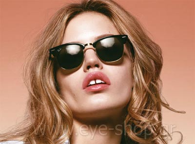 Georgia Jagger με γυαλιά ηλίου Rayban Clubmaster