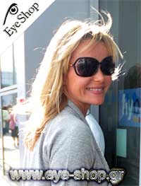 Amanda Holden φορώντας τα γυαλιά ηλίου Tom Ford tf 76 Raquel