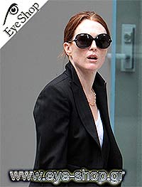 Julianne Moore φορώντας τα γυαλιά ηλίου Tom Ford TF 164 Nicole
