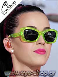 Katy Perry φορώντας τα γυαλιά ηλίου Prada 19ms