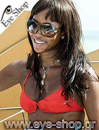 Naomi Campbell φορώντας τα γυαλιά ηλίου Tom Ford TF 120 Natalia