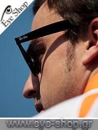 Fernando Alonso φορώντας τα γυαλιά ηλίου RayBan 2140 Wayfarer