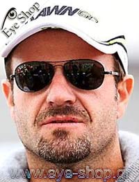Rubens Barrichello φορώντας τα γυαλιά ηλίου RayBan 8301