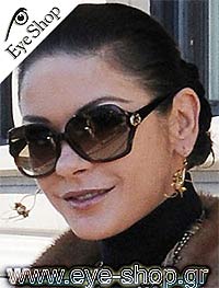 Cathrene Zeta Jones φορώντας τα γυαλιά ηλίου Gucci 3110