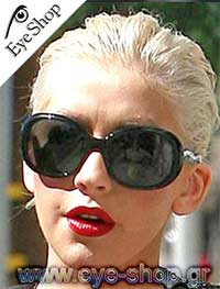 Christina Aguilera φορώντας τα γυαλιά ηλίου Prada 08ls