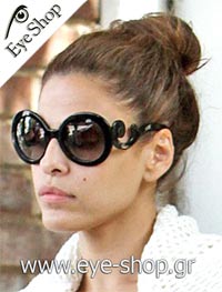 Eva Mendes φορώντας τα γυαλιά ηλίου Prada 27ns