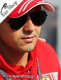 Felippe Massa φορώντας τα γυαλιά ηλίου RayBan 3025 aviator