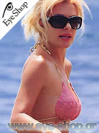 Ελένη Μενεγάκη φορώντας τα γυαλιά ηλίου Tiffany 4016b