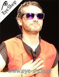 Κωνσταντινος Μητρογβενης φορώντας τα γυαλιά ηλίου Von Zipper ELMORE VZSU79