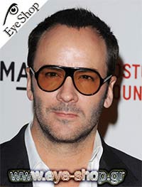 Tom Ford φορώντας τα γυαλιά ηλίου Tom Ford TF 134 Rodrigo