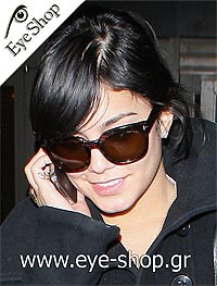 Vanessa Hudgens φορώντας τα γυαλιά ηλίου Tom Ford snowdon tf 237