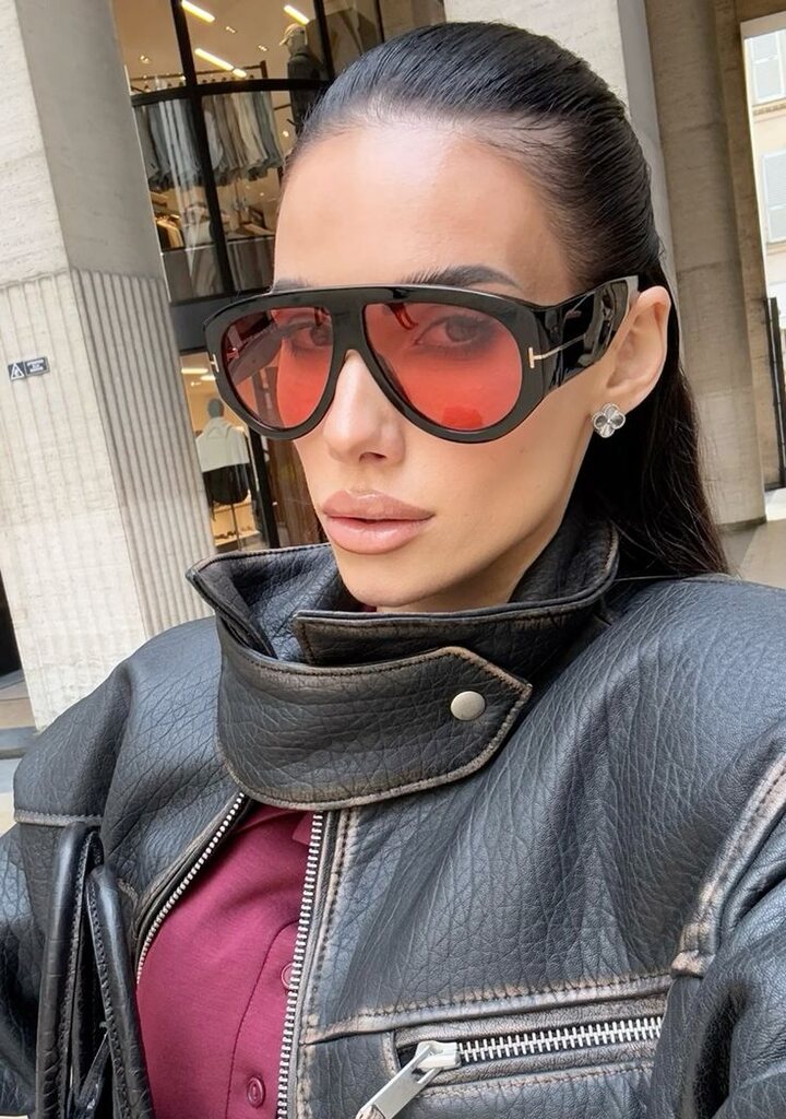 Tom Ford Islay street style — oversized γυαλιά ηλίου με πορτοκαλί ντεγκραντέ φακούς, νέα συλλογή 2026, Eye-Shop