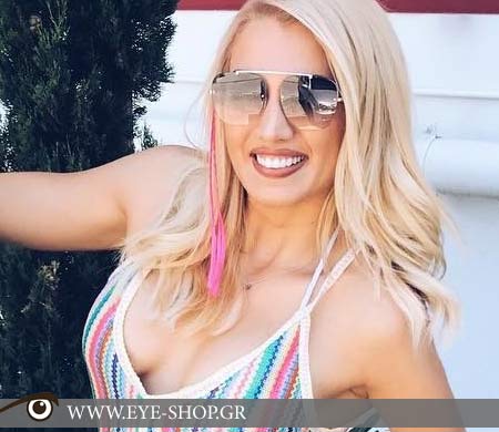H Κωνσταντινα Σπυροπούλου με γυαλιά ηλίου Tommy Hilfiger Gigi Hadid — TOMMY-HILFIGER