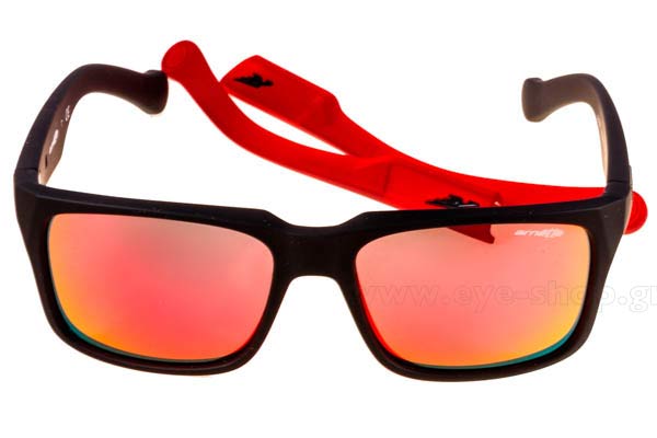 Arnette shop d street