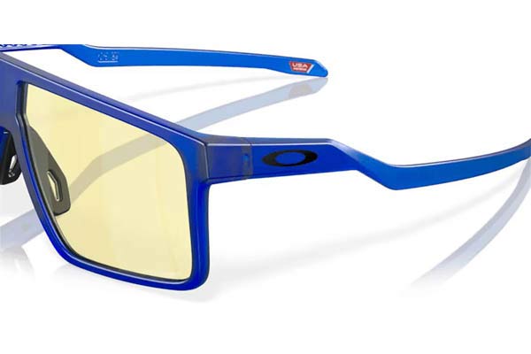 OAKLEY 9285 HELUX Γυαλια Ηλιου 
