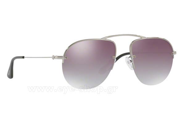 Σάκης Ρουβάςμε τα γυαλιά ηλίου Prada 58OS