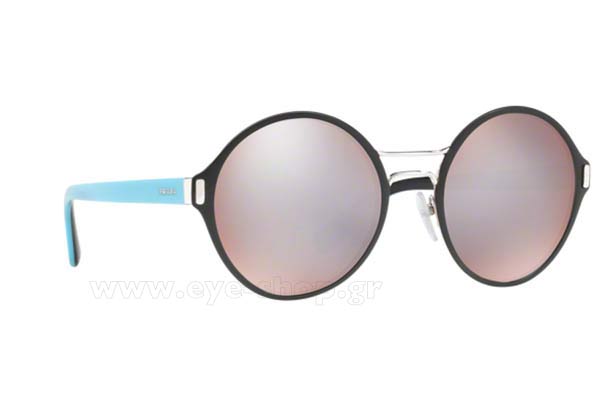 Ελένη Μενεγάκημε τα γυαλιά ηλίου Prada 57TS