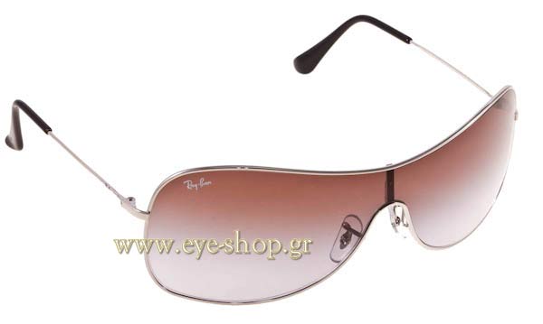 Ισαβέλλα Βλασσιάδουμε τα γυαλιά ηλίου RayBan 3211