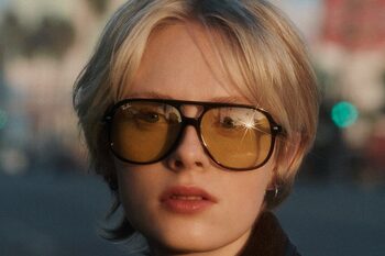 Ray-Ban Mega Wayfarer campaign — σύγκριση Persol vs Ray-Ban