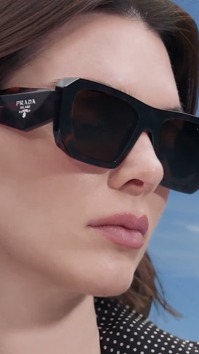 Γυαλιά ηλίου prada — Eye-Shop Instagram