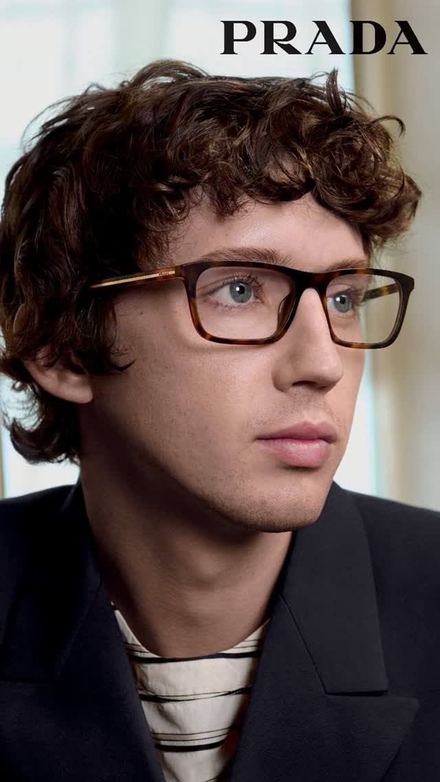 Γυαλιά ηλίου prada — Eye-Shop Instagram